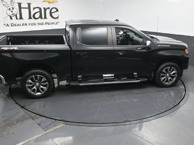 Used 2023 Chevrolet Silverado 1500 LT AWD/4WD image 43