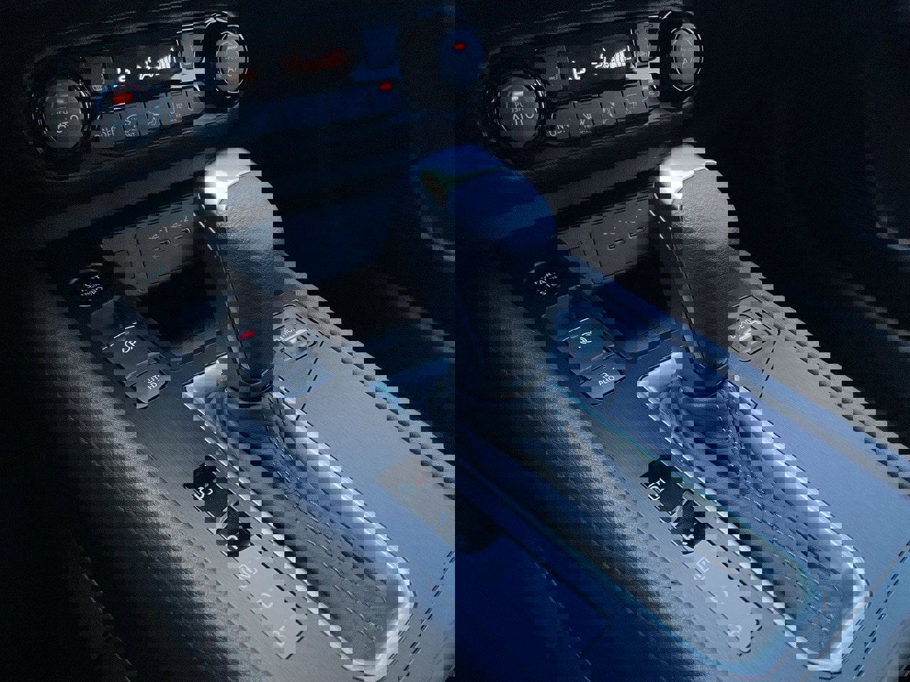 New 2026 Nissan Kicks SV image 34