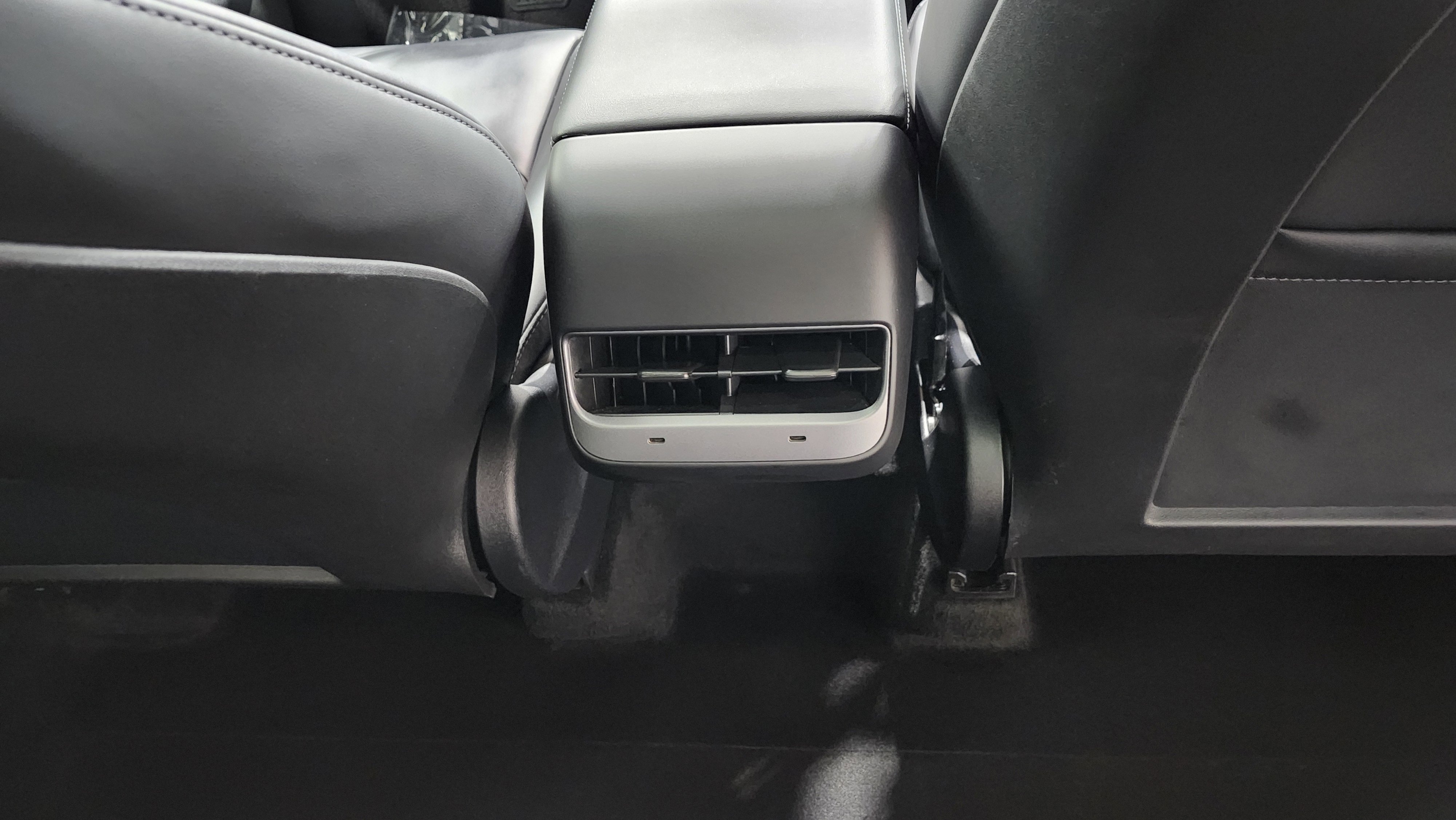 Used 2023 Tesla Model Y Long Range image 20