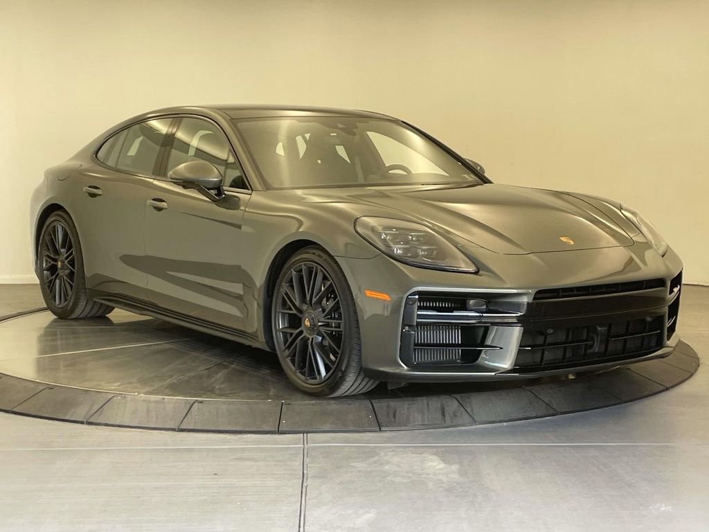 Certified 2025 Porsche Panamera GTS image 9