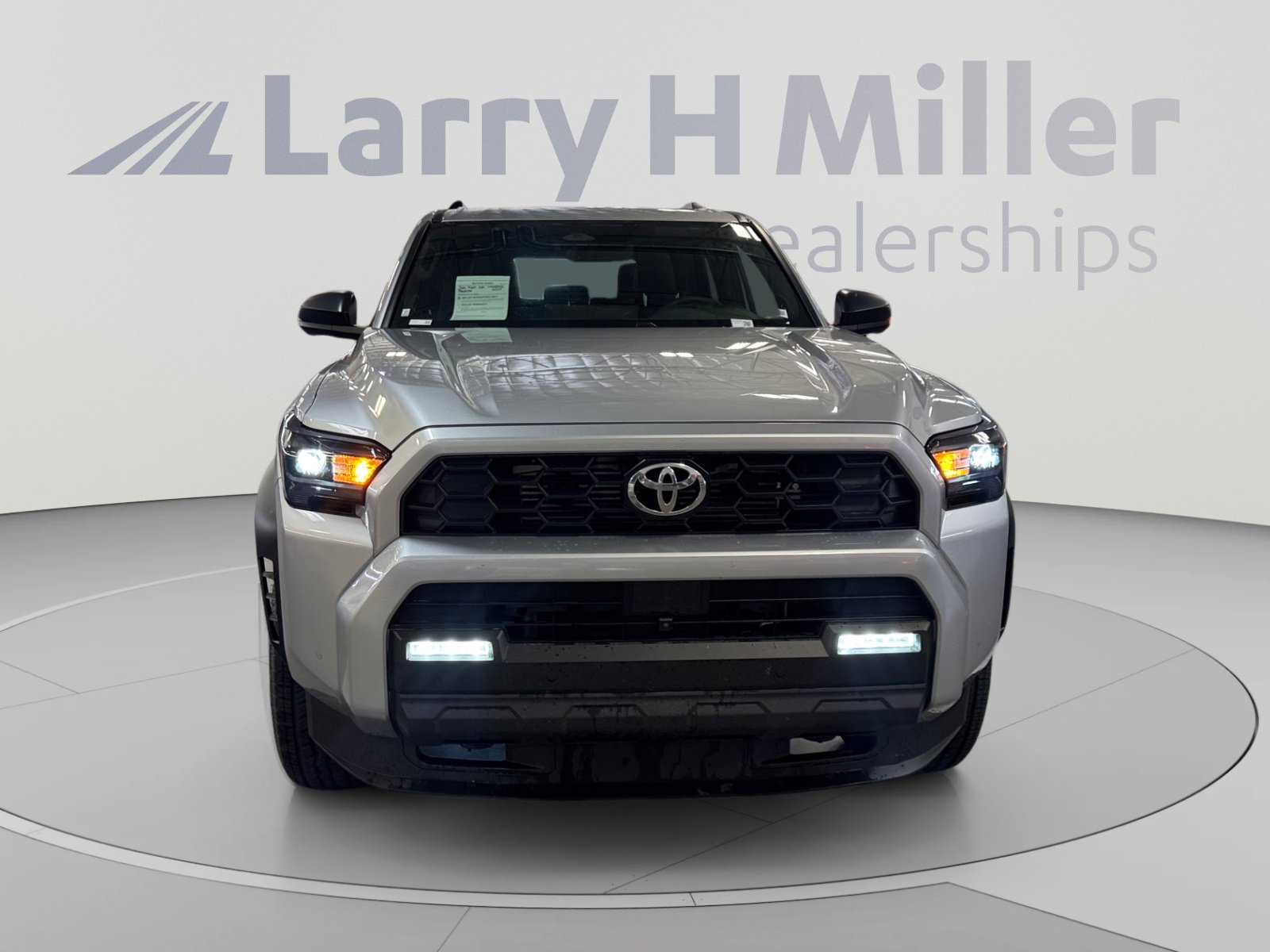 Certified 2026 Toyota 4Runner TRD Off-Road Premium AWD/4WD image 8