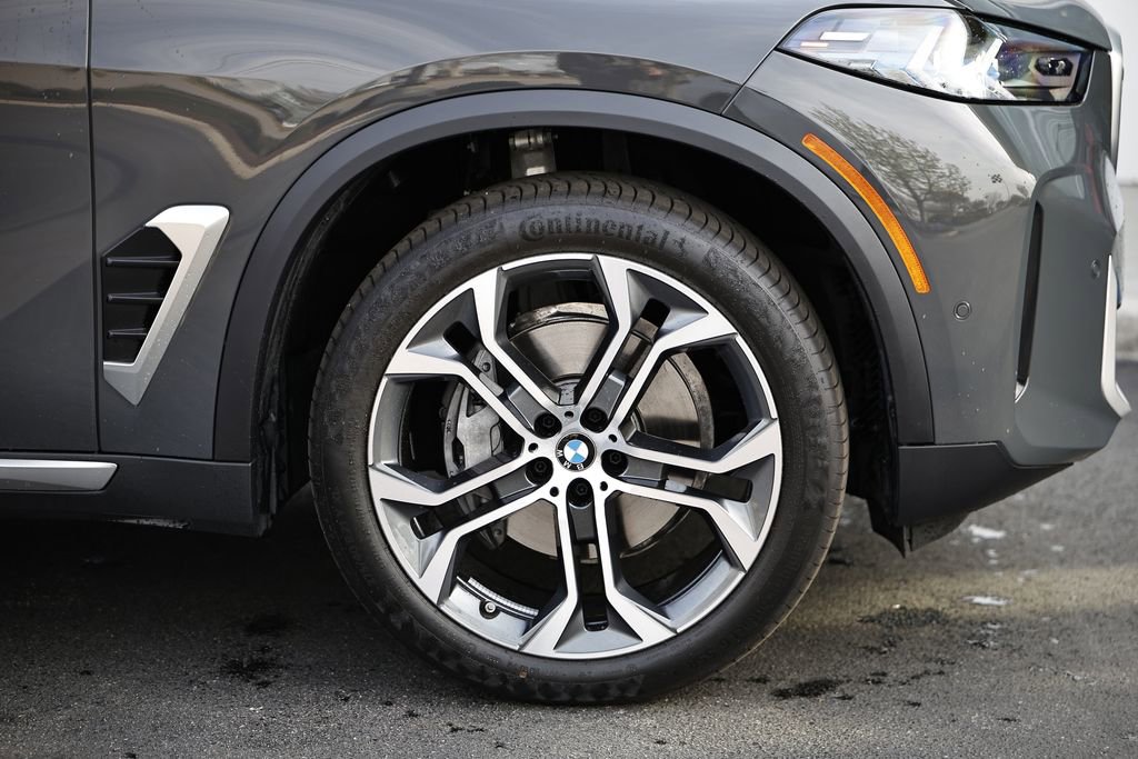 Certified 2026 BMW X5 xDrive40i image 5