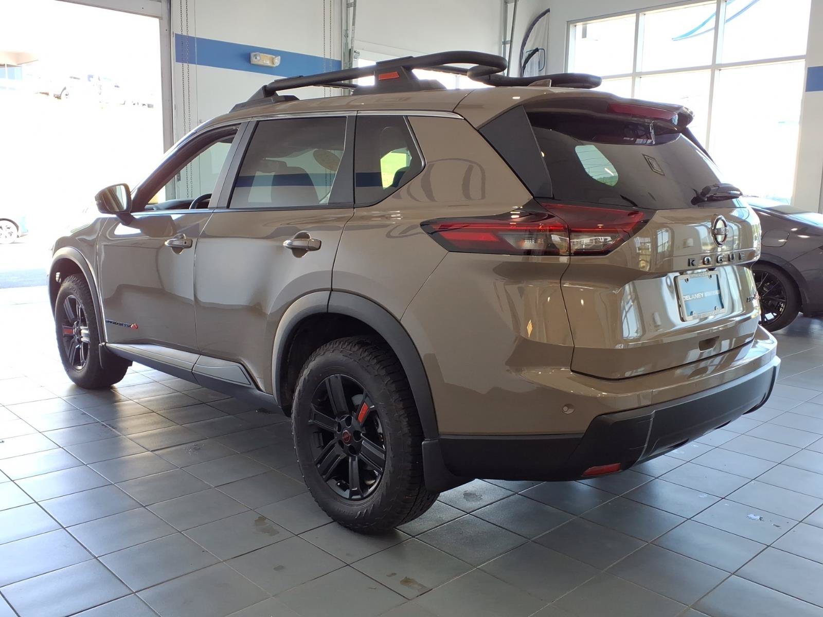 Used 2025 Nissan Rogue SV w/ Rock Creek Premium Package AWD/4WD image 6
