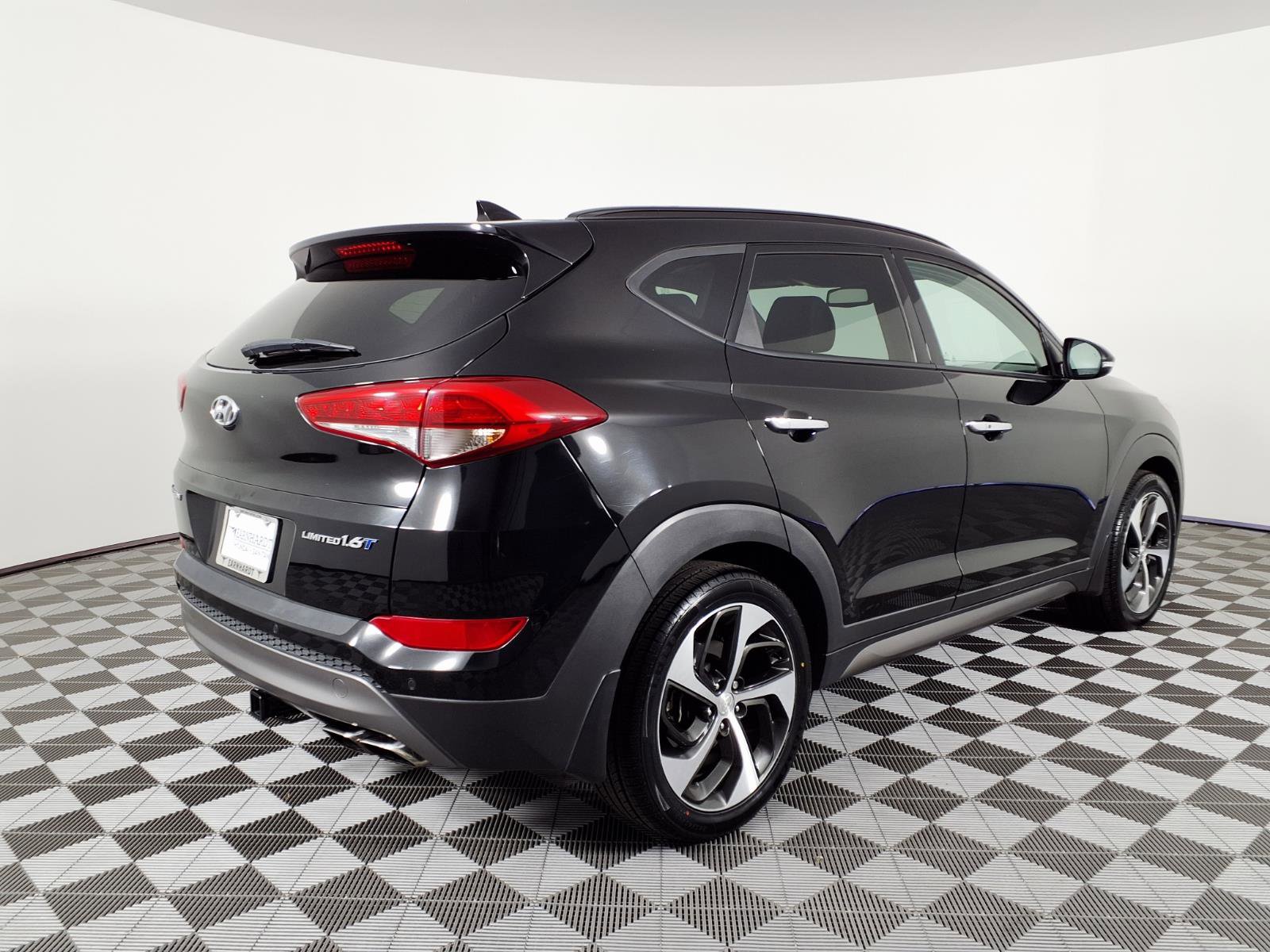 Used 2016 Hyundai Tucson Limited w/ Option Group 03 image 4