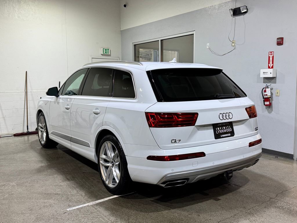 Used 2018 Audi Q7 3.0T Prestige w/ Prestige Package image 6