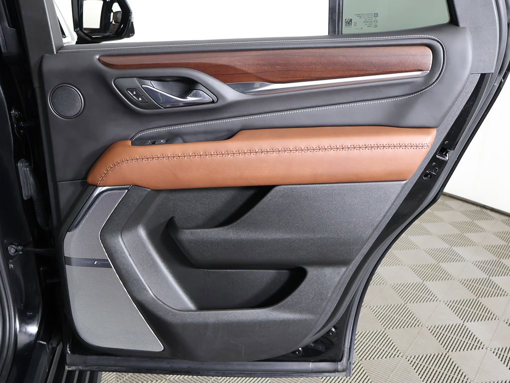 Used 2023 GMC Yukon Denali Ultimate w/ LPO, Floor Liner Package image 36