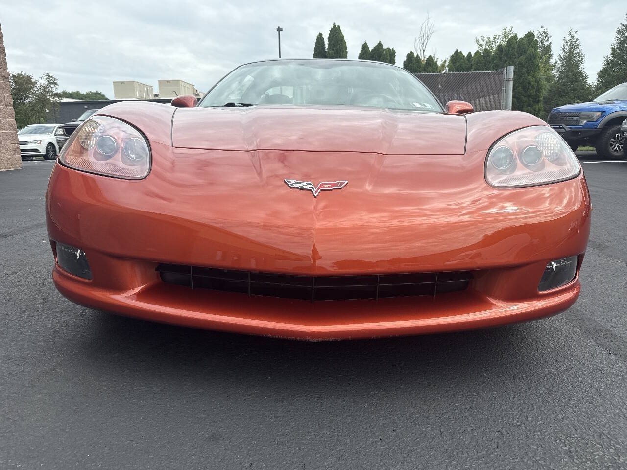Used 2005 Chevrolet Corvette Coupe w/ Preferred Equipment Group RWD image 5