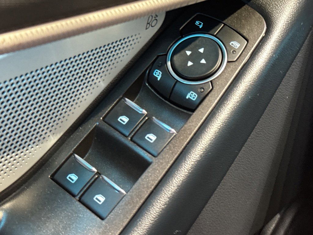 Used 2025 Ford Explorer ST image 37