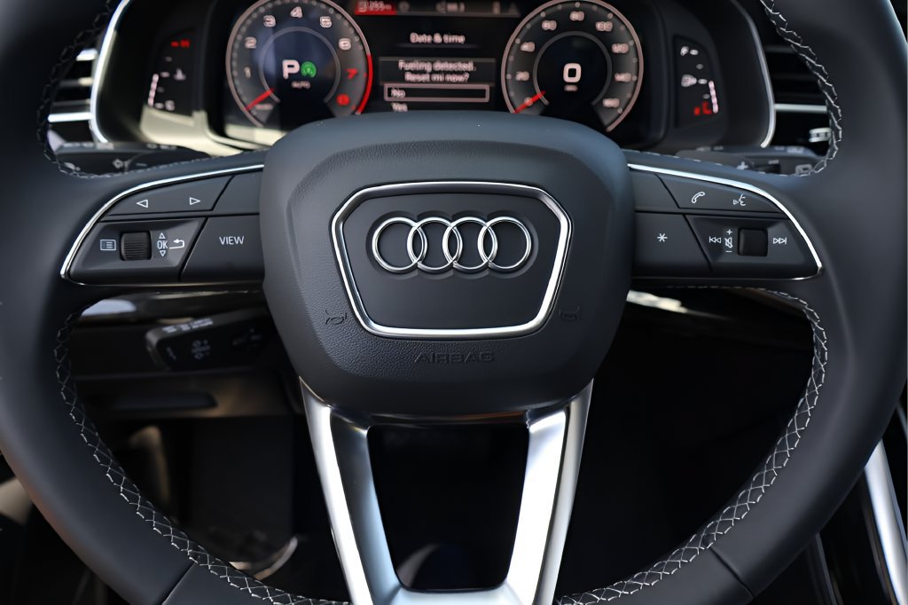 New 2026 Audi Q8 Premium Plus AWD/4WD image 17