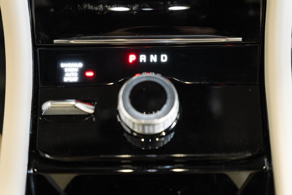Certified 2023 Jeep Grand Cherokee L Limited w/ Luxury Tech Group II AWD/4WD image 28
