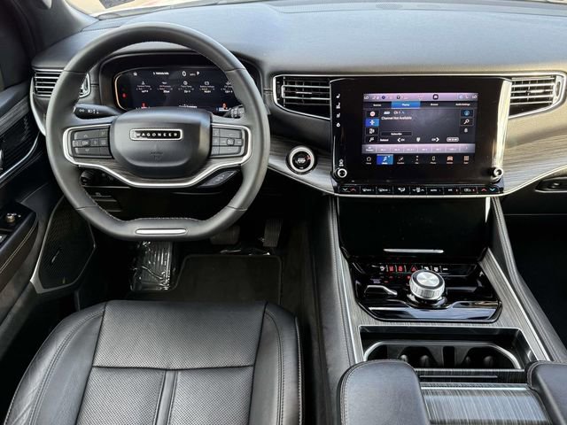 Used 2024 Jeep Wagoneer L Series II w/ Flexible Seating Group image 13