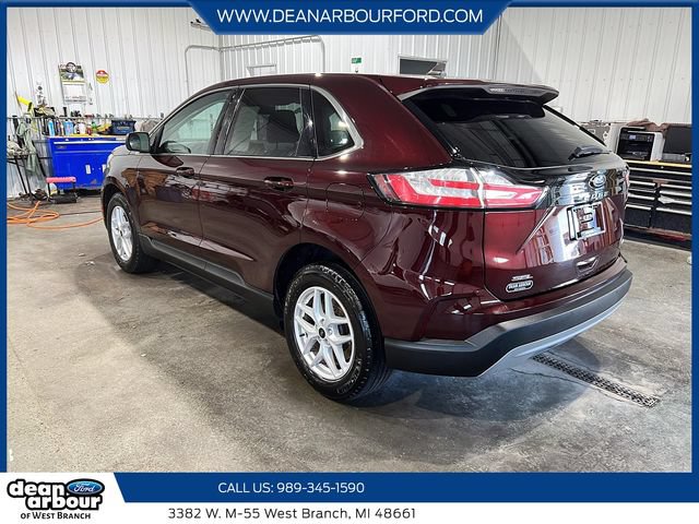 Certified 2024 Ford Edge SEL w/ Convenience Package AWD/4WD image 4