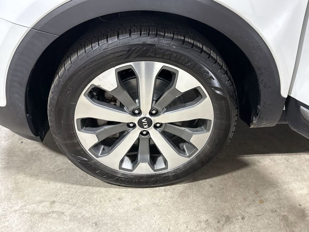 Used 2020 Kia Telluride S w/ S 8 Passenger Seating Package image 26