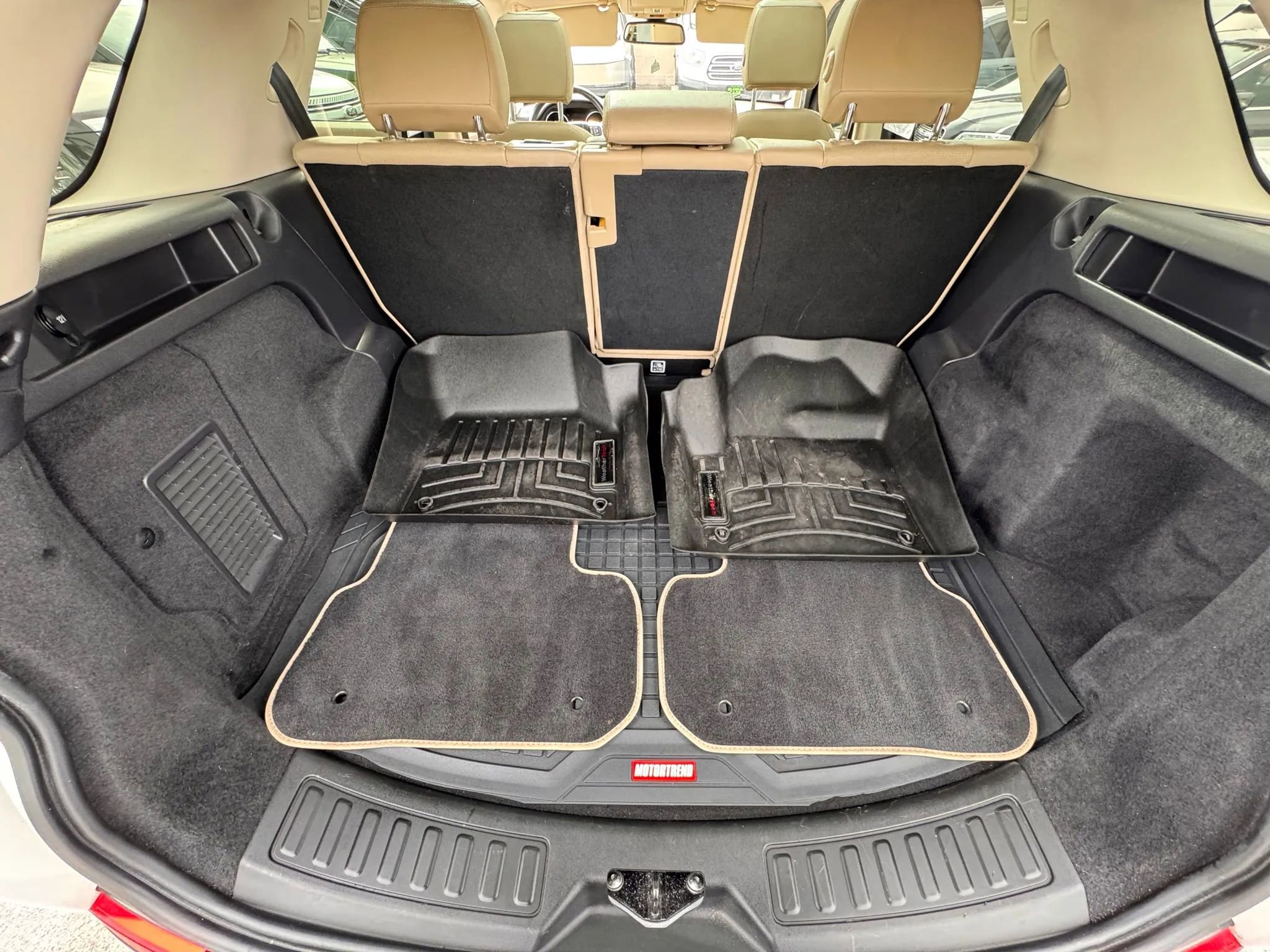 Used 2019 Land Rover Discovery Sport HSE image 32