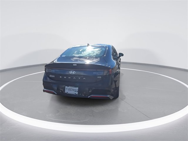 New 2025 Hyundai Sonata Limited image 8