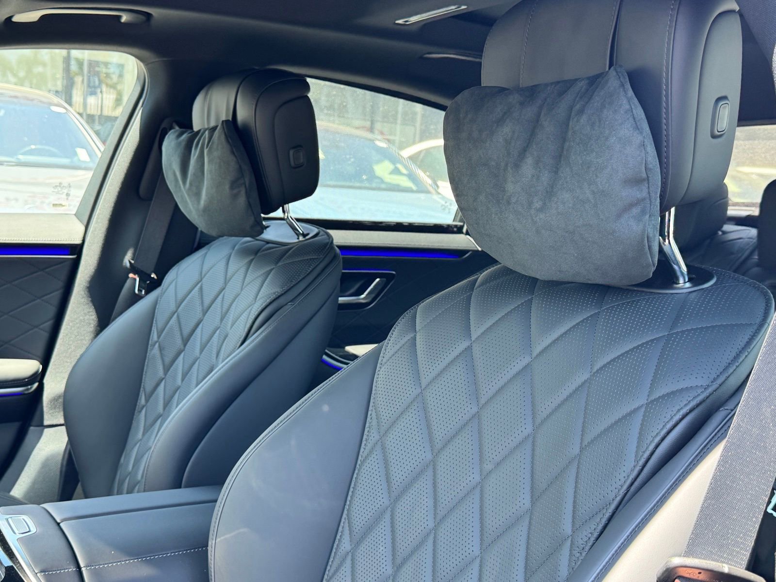 New 2025 Mercedes-Benz S 580e 4MATIC Sedan image 20