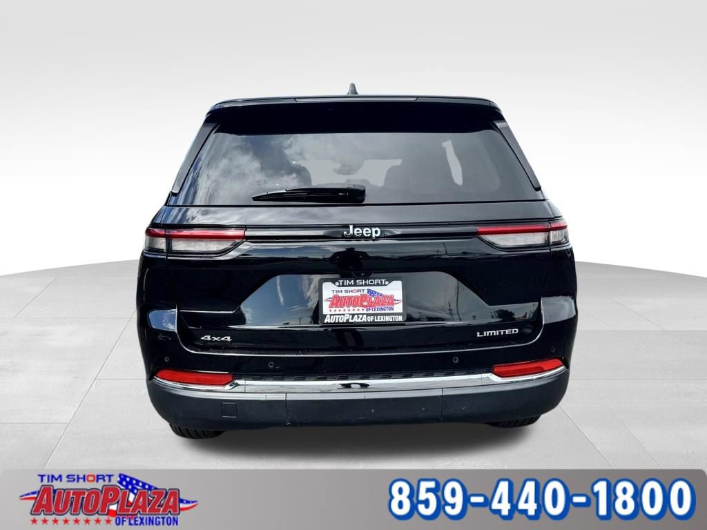 Used 2023 Jeep Grand Cherokee Limited AWD/4WD image 11