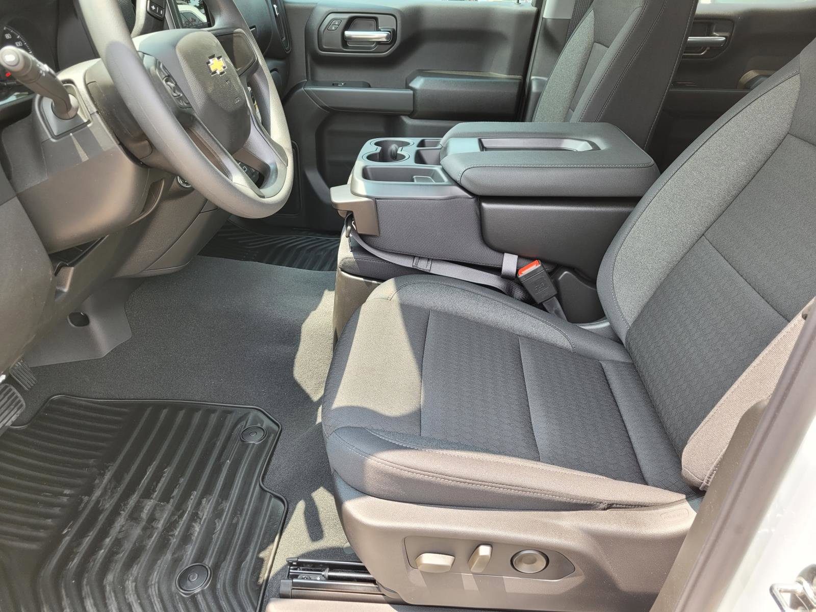 New 2026 Chevrolet Silverado 1500 Custom RWD image 14