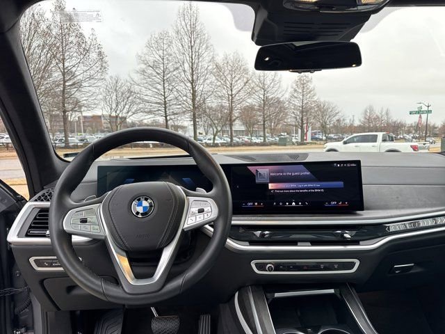 Certified 2024 BMW X7 xDrive40i image 14