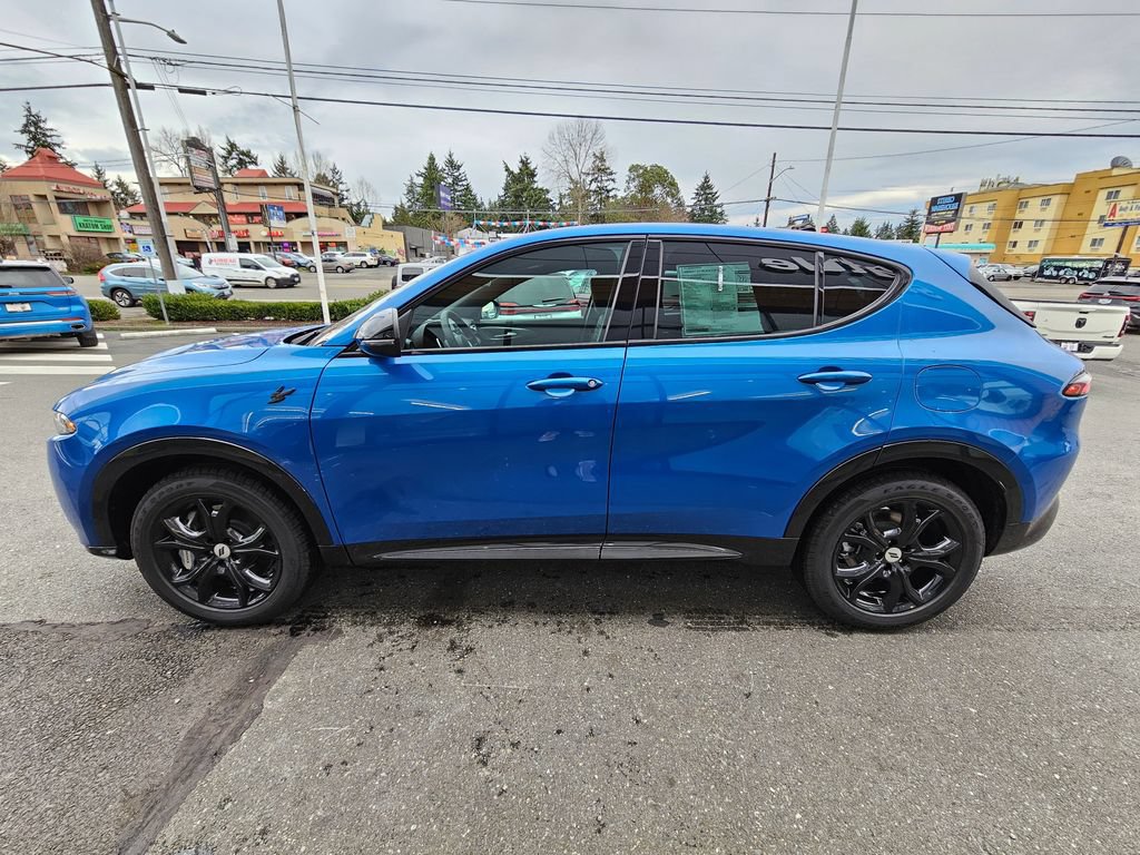 New 2024 Dodge Hornet R/T w/ R/T Blacktop Package AWD/4WD image 5