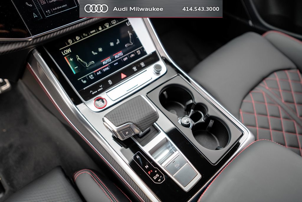 New 2026 Audi SQ7 Prestige AWD/4WD image 31