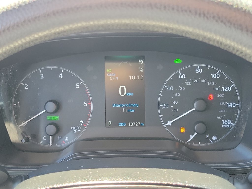 Used 2025 Toyota Corolla LE w/ LE Premium Package FWD image 26