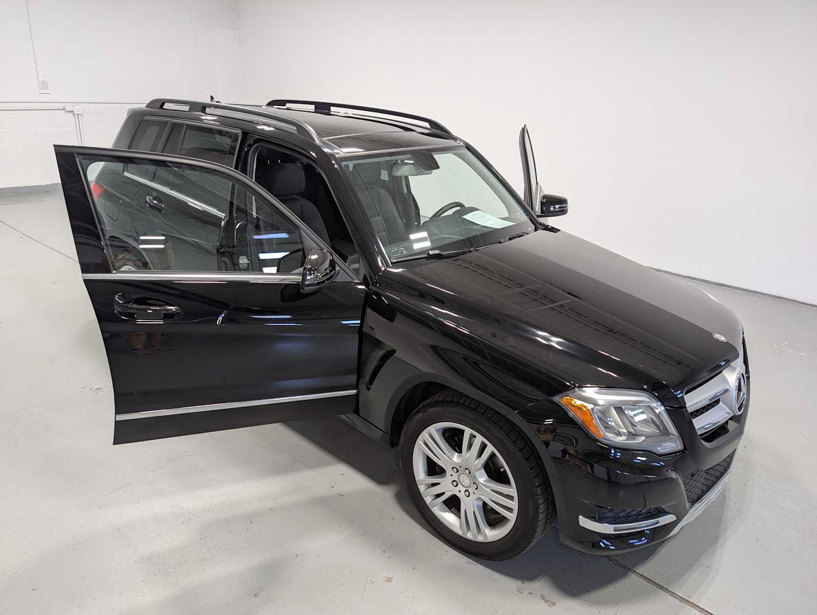 Used 2015 Mercedes-Benz GLK 350 4MATIC image 16