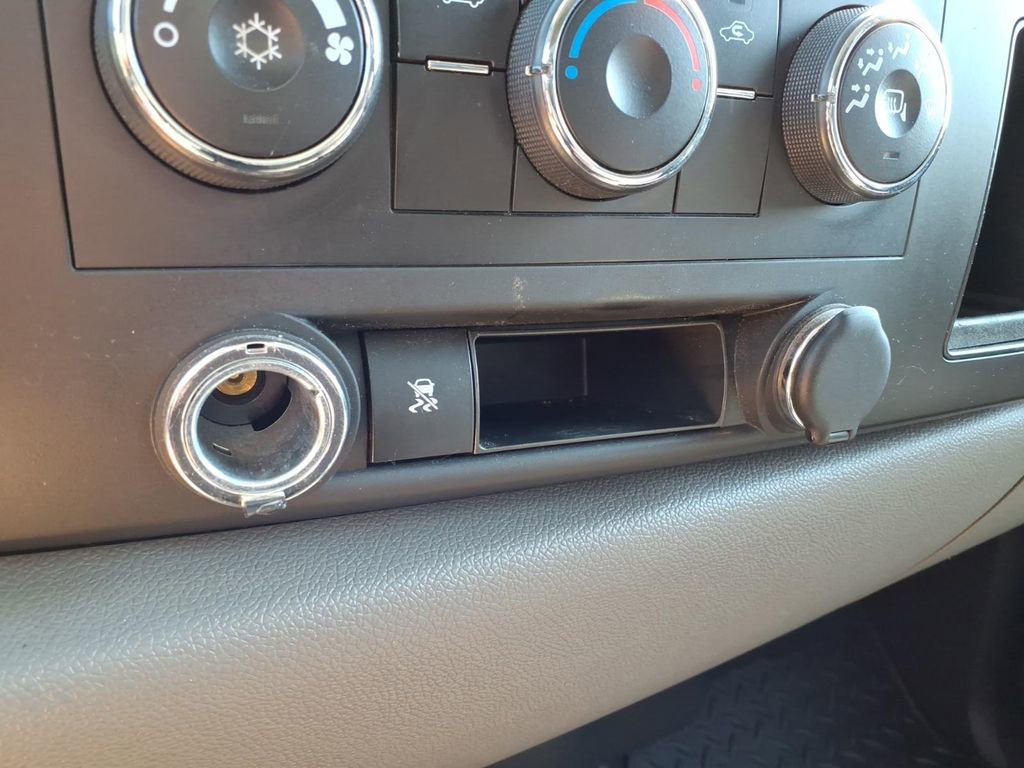 Used 2011 Chevrolet Silverado 1500 LS AWD/4WD image 20