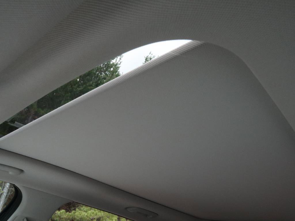 New 2025 Kia Sorento S w/ Panoramic Sunroof Package FWD image 12