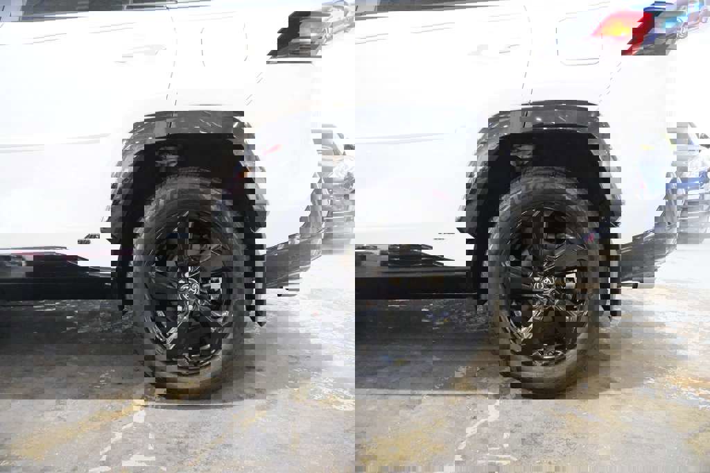 Used 2020 Toyota RAV4 XSE image 7