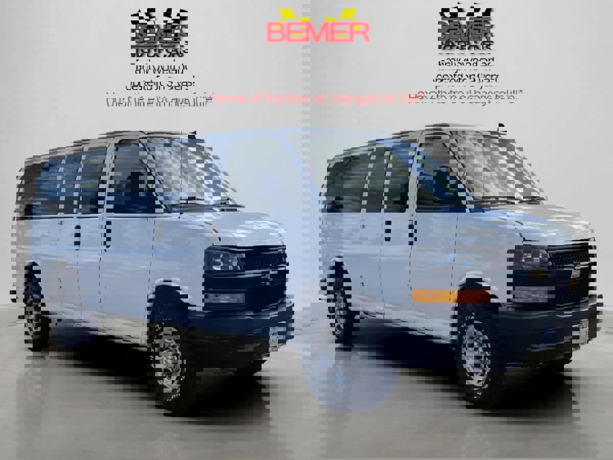 Used 2020 Chevrolet Express 3500 LS image 7