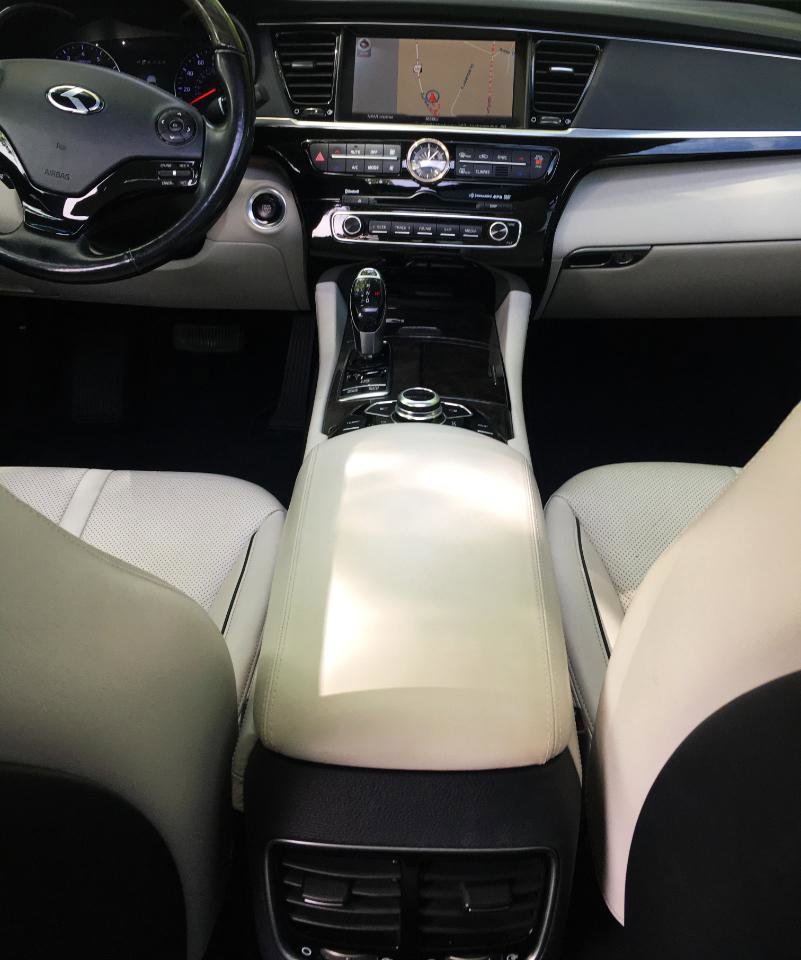 Used 2015 Kia K900 Luxury RWD image 22