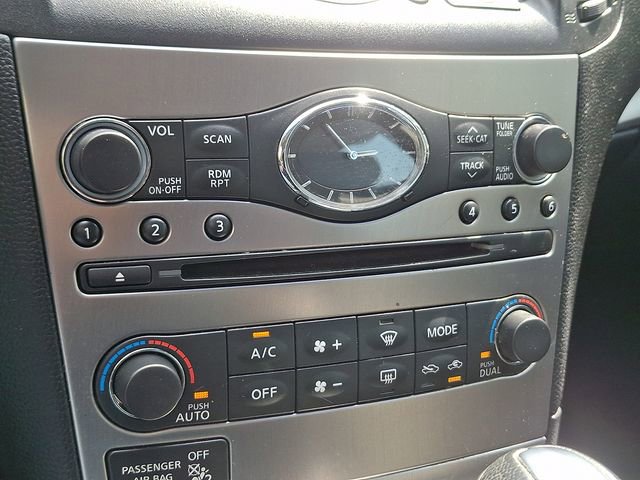 Used 2013 INFINITI G37 x w/ Premium Pkg AWD/4WD image 18