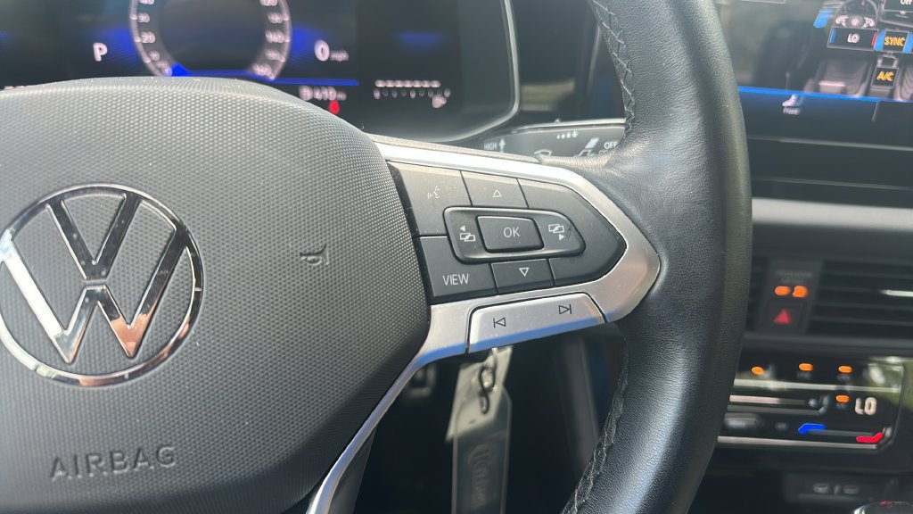 Used 2025 Volkswagen Jetta Sport FWD image 22