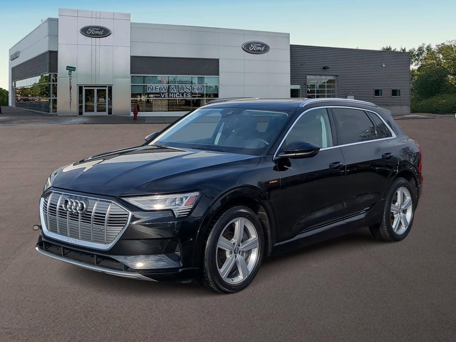 Used 2019 Audi e-tron Premium Plus image 5