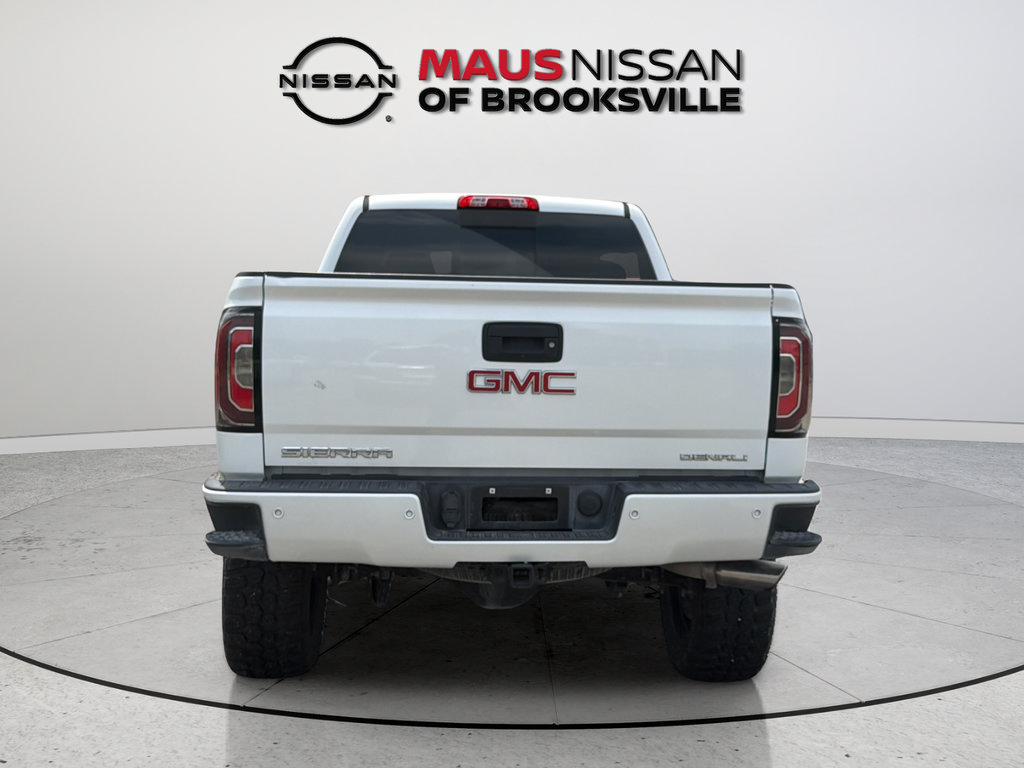Used 2017 GMC Sierra 1500 Denali w/ Denali Ultimate Package AWD/4WD image 9