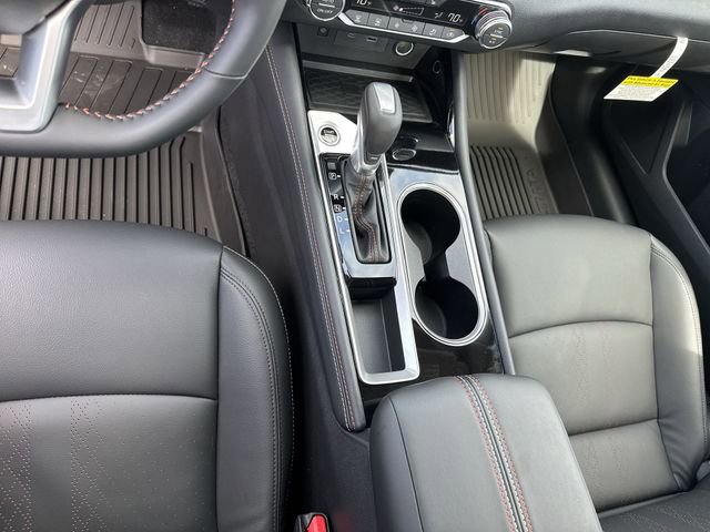New 2025 Nissan Altima 2.5 SR w/ SR Premium Package FWD image 22