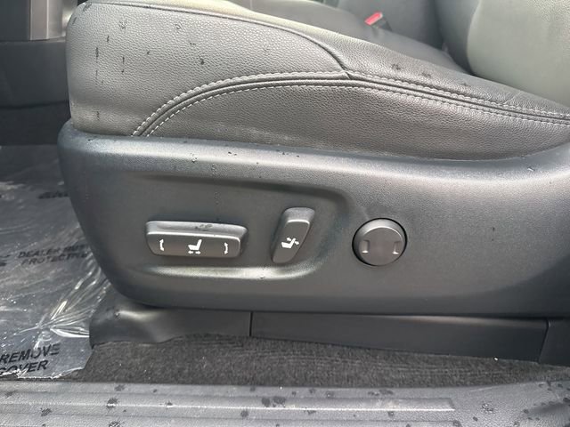 Used 2021 Toyota 4Runner SR5 Premium w/ Moonroof Package image 18