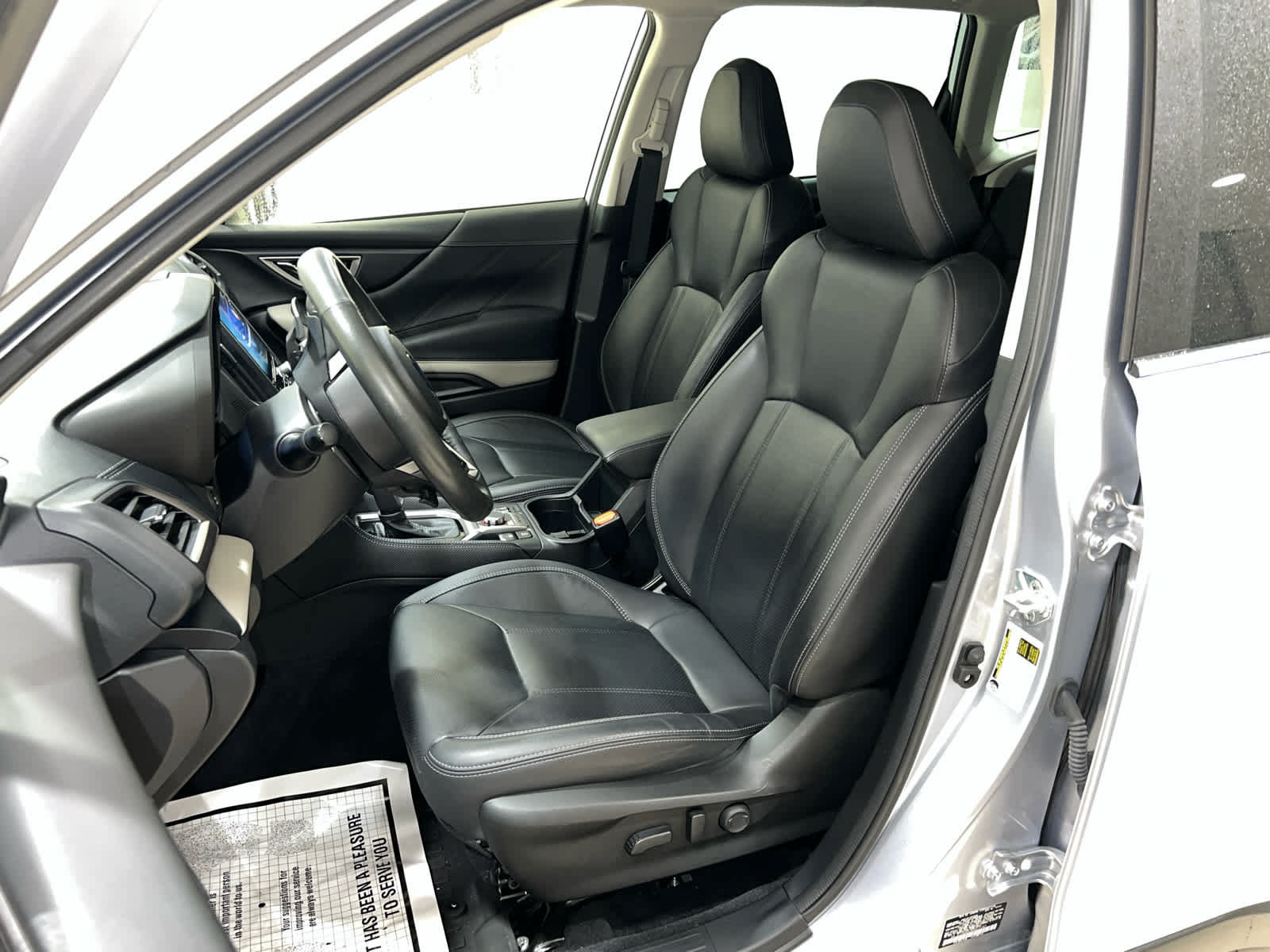 Used 2023 Subaru Forester Limited w/ Popular Package #2 AWD/4WD image 17