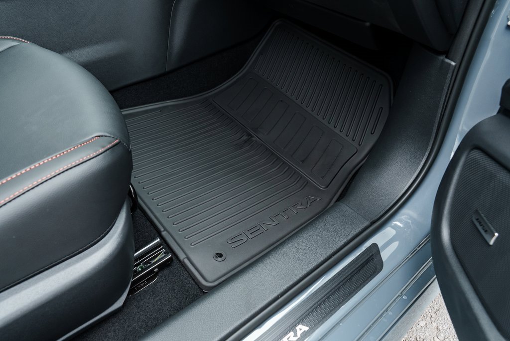 New 2025 Nissan Sentra SR w/ SR Premium Package image 29