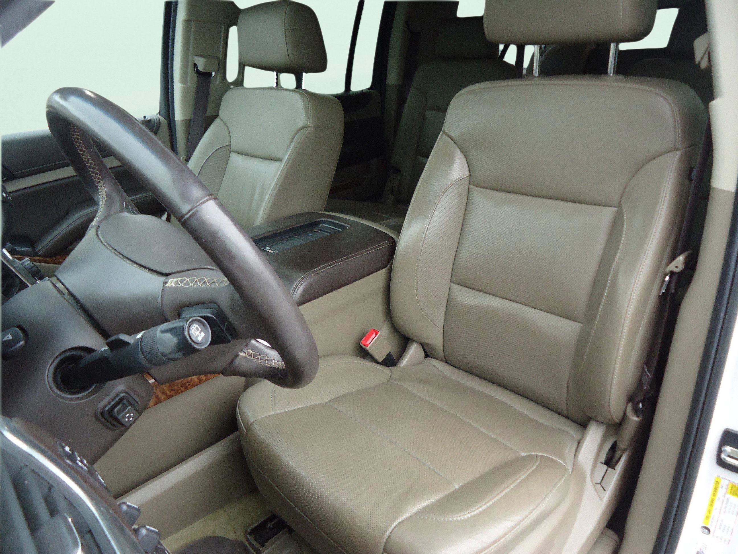 Used 2017 Chevrolet Suburban Premier image 27