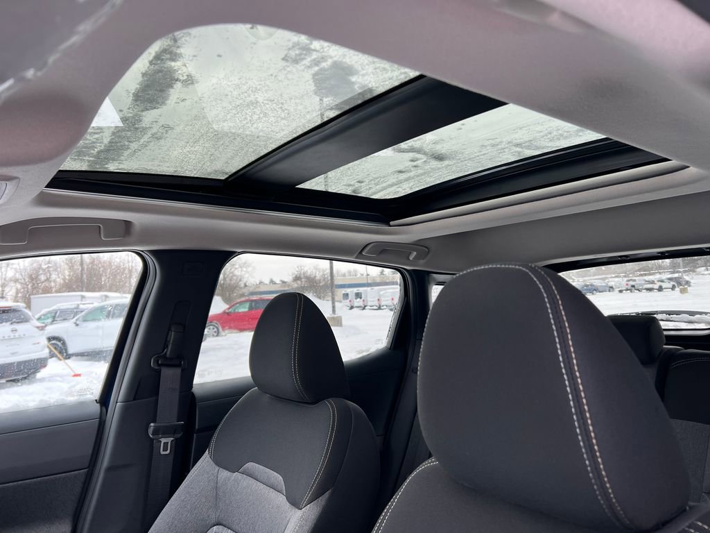 New 2026 Nissan Kicks SV w/ SV Premium Package image 7