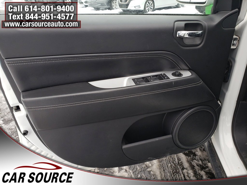 Used 2017 Jeep Compass High Altitude image 15