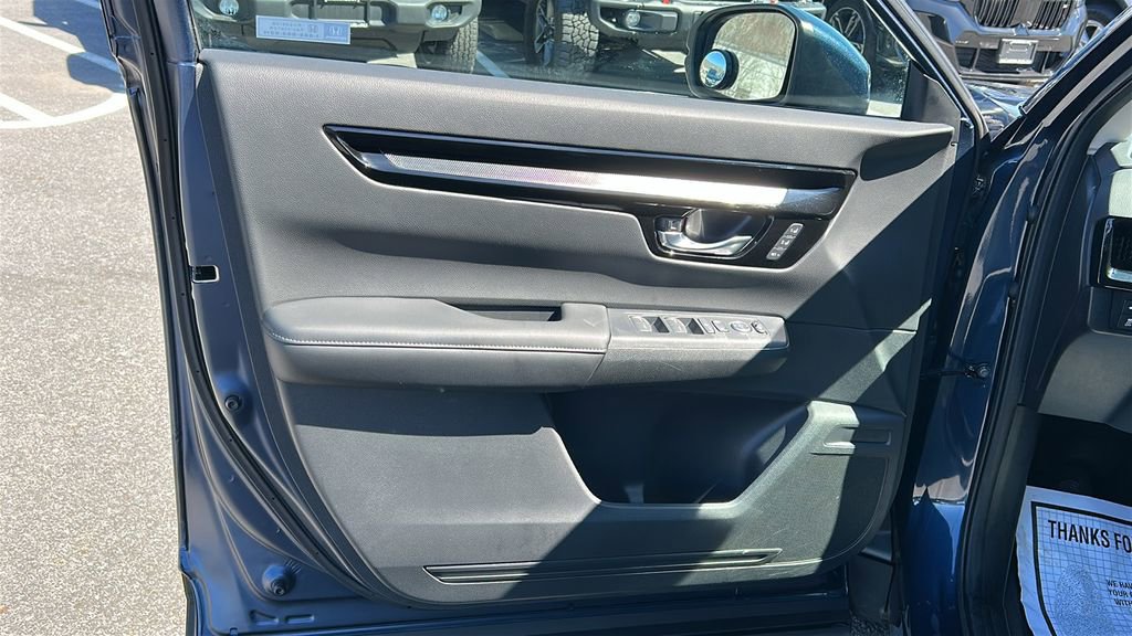 Used 2025 Honda CR-V EX-L image 10