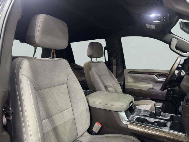 Used 2024 Chevrolet Silverado 1500 LT AWD/4WD image 46