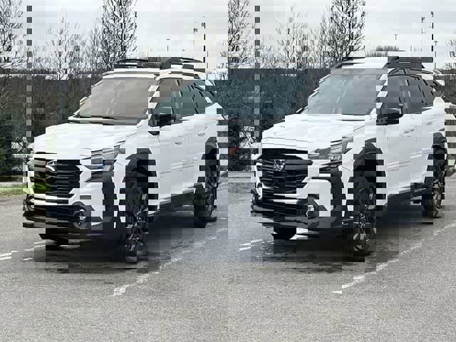 Used 2023 Subaru Outback Onyx Edition image 1