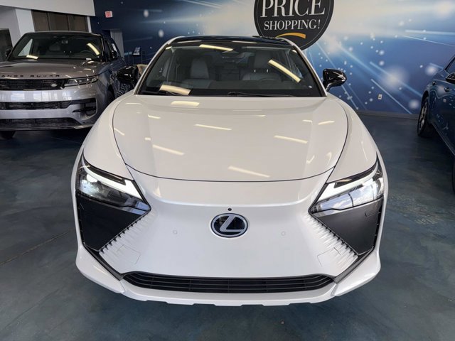 Used 2024 Lexus RZ 300e Premium w/ Accessory Package (Z1) image 7