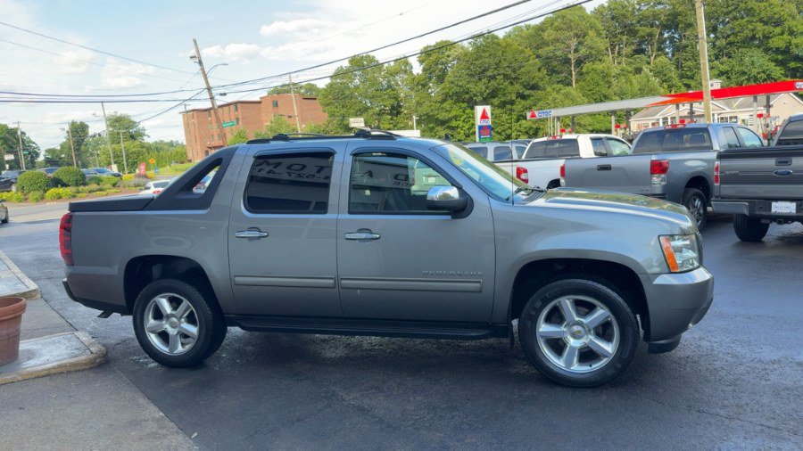Used 2012 Chevrolet Avalanche LS w/ All-Star Edition AWD/4WD image 5