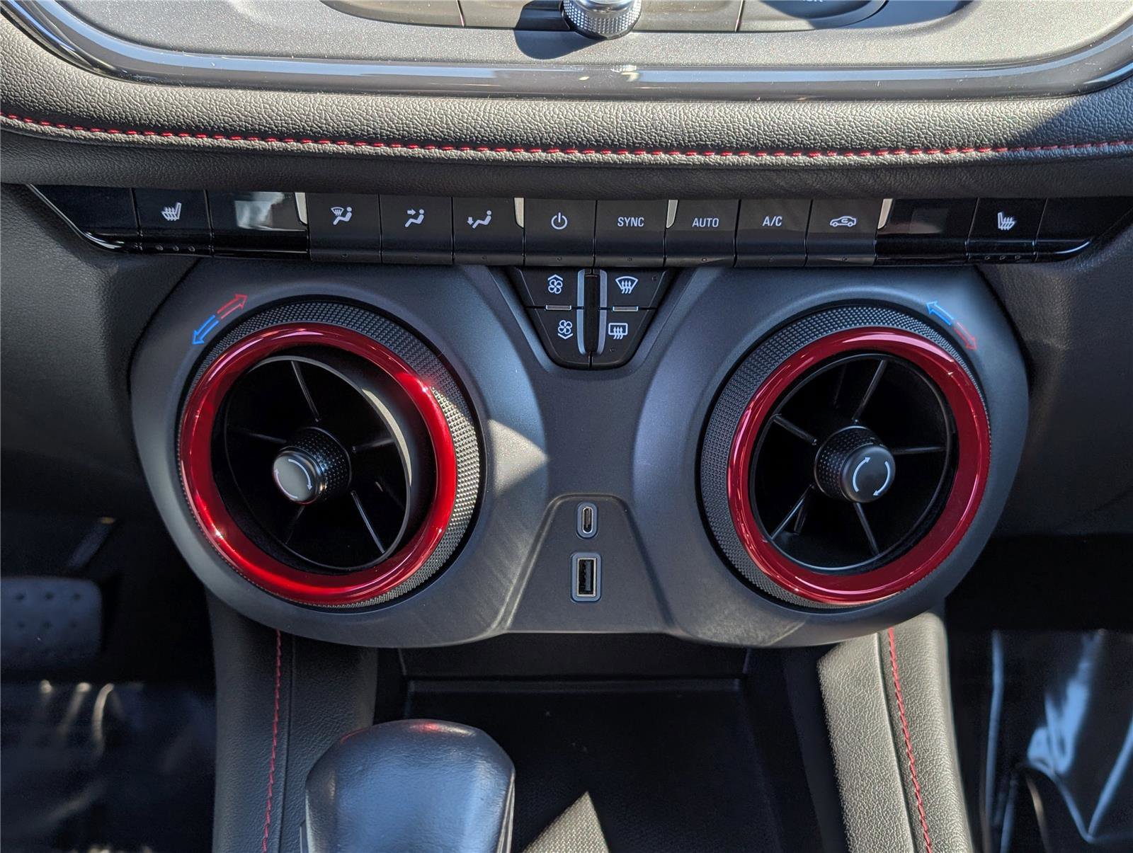 Used 2020 Chevrolet Blazer RS image 26