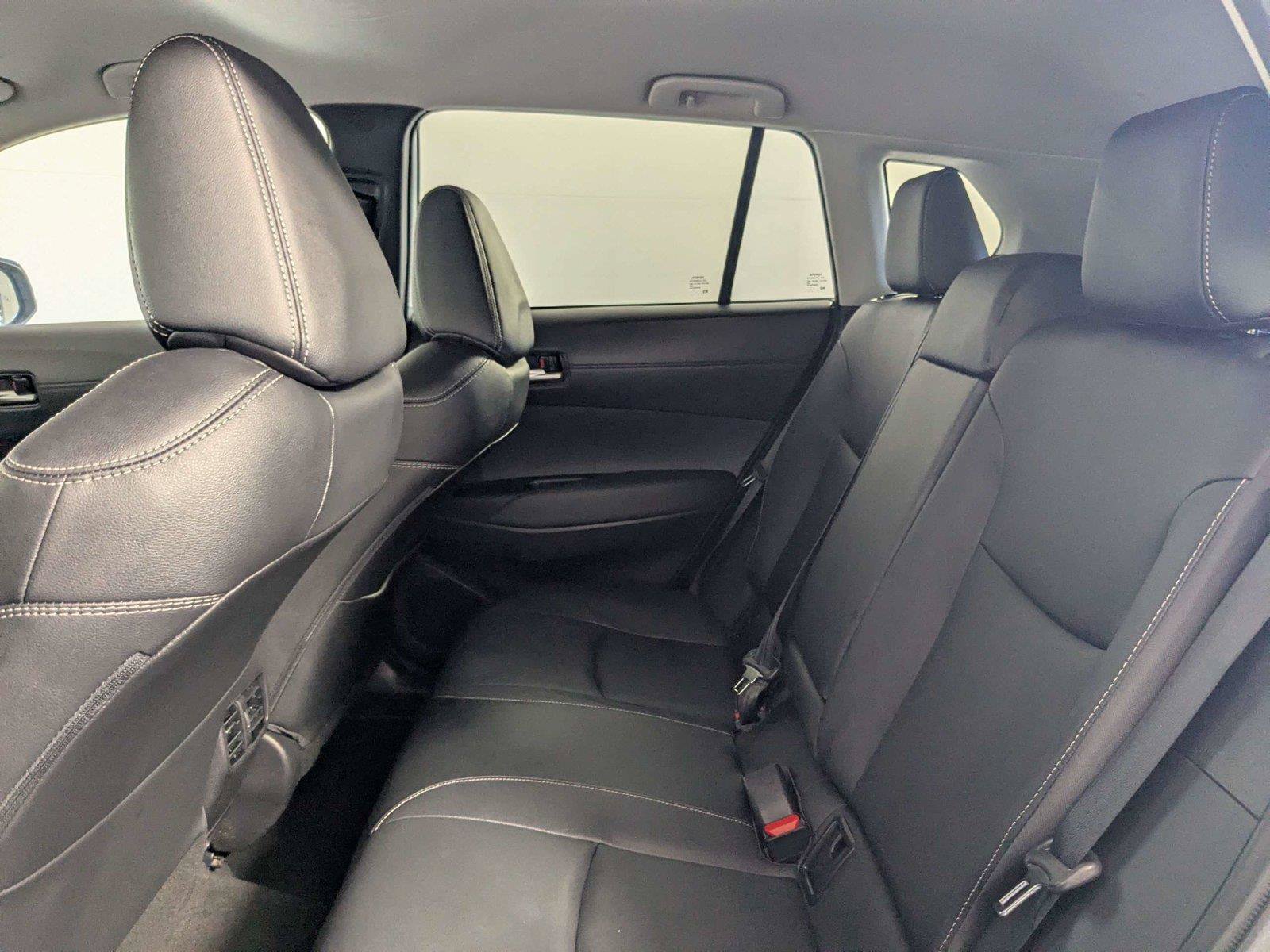 Certified 2025 Toyota Corolla Cross XLE FWD image 35